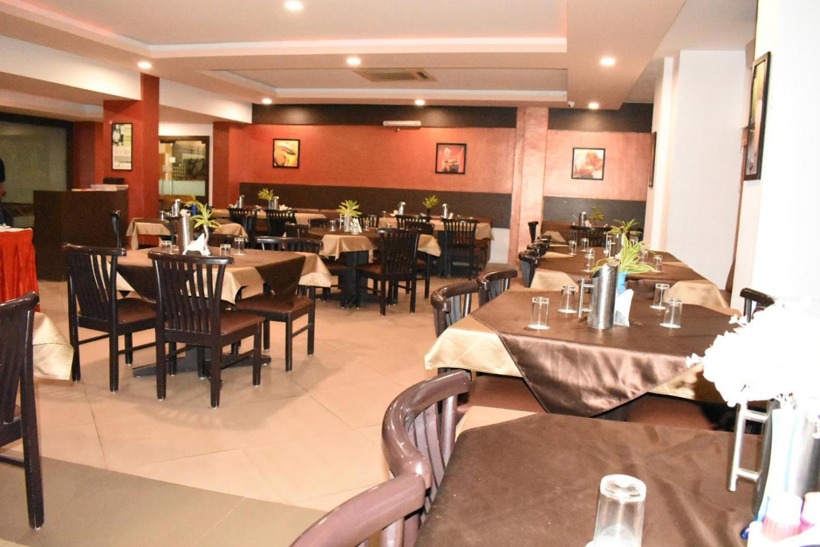 Goverdhan Greens Resort Dwarka L Hotels In Dwarka Exterior foto